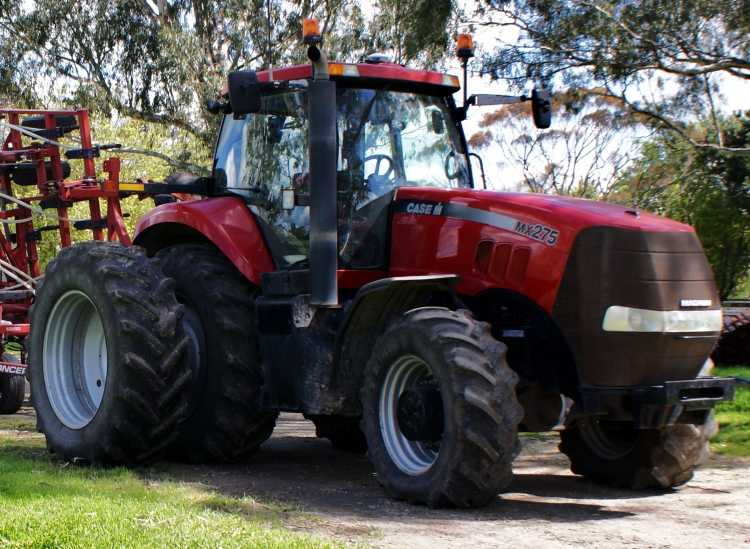 Tractor for sale SA Case MX275 FWA Tractor