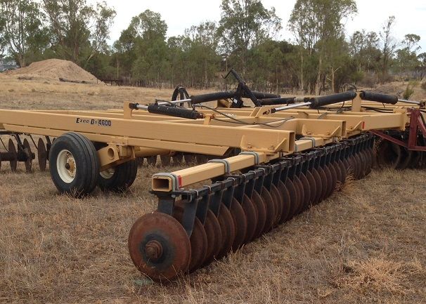 Ezee-On 41 Foot Offset Discs 24 Inch Farm Machinery for sale WA