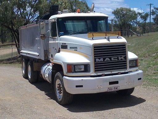 Mack Fleet-liner 1996 truck for sale QLD