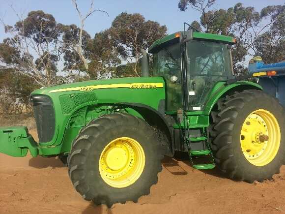 Farm Machinery for sale VIC JD 9860 Harvester/Combine &amp; 8220 Chaser Bin
