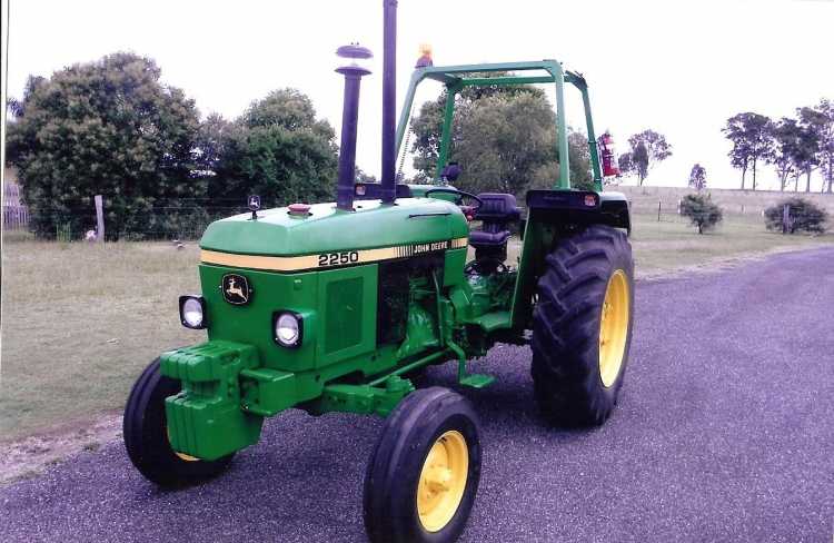 John Deere 2250 Tractor for sale NSW Singleton