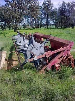 Farm Machinery for sale NSW IH 16 foot 810 Open Front