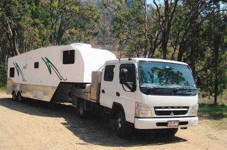 2010 Mitsubishi Truck, Southern Star 5th Wheeler Caravan for sale QLD Biggenden