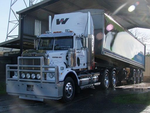 Tri-Axle Tipper Western Star 464 FX Constellation Truck for sale VIC Maffra