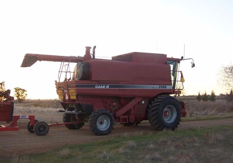 Case 2188 Header Farm Machinery for sale Vic 