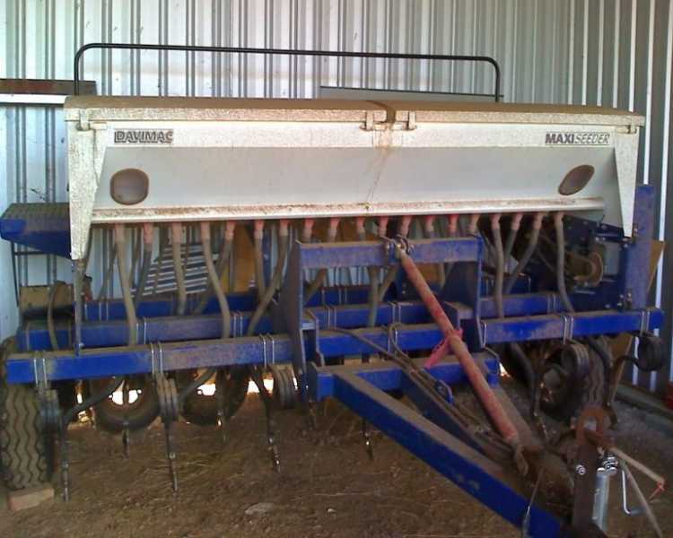 Farm Machinery Davi Mac Maxi Seeder for sale NSW