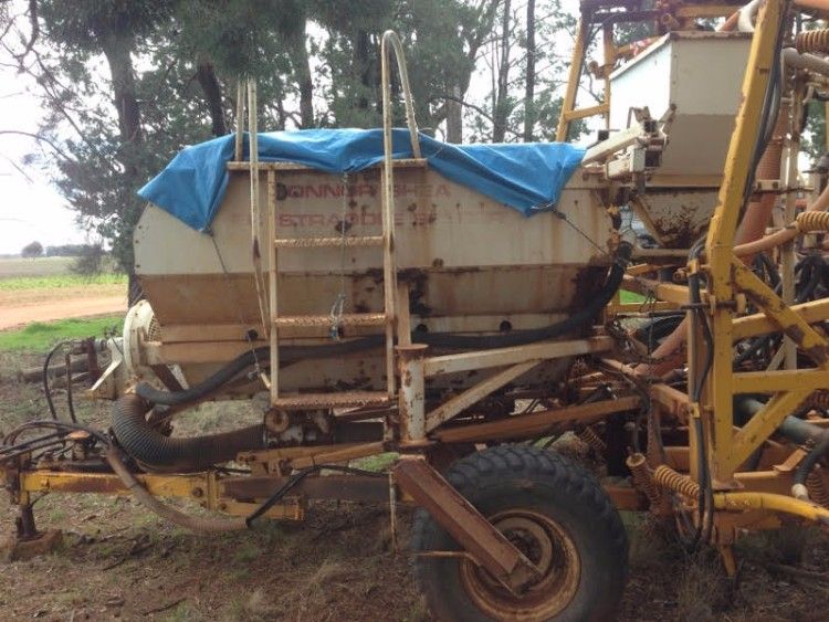 Connor Shea 28ft Stradle Seeder Farm Machinery for sale NSW 