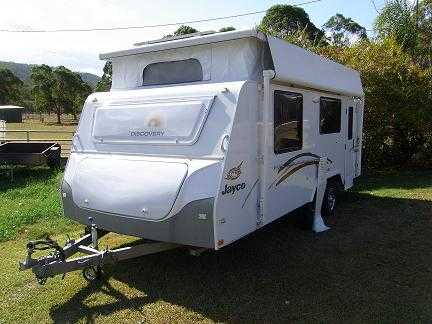 Caravan for sale QLD Esk Jayco Discovery Pop-Top Caravan