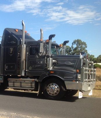 18 Speed Kenworth TS 401 Truck for sale SA Mt Gambier