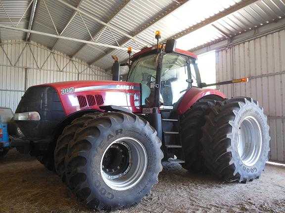 Tractor for sale VIC Case Magnum 305 Tractor