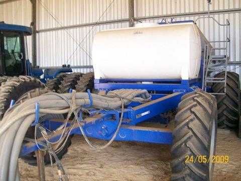 Farm Machinery for sale WA Gason Box 2120 RT with John Blue liquid kit