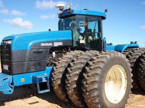 New Holland 9882 Tractor on triples with Beeline 2cm steering for sale WA