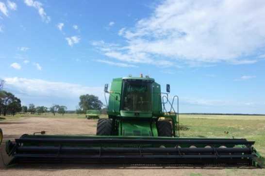 Farm Machinery for sale Qld JOHN DEERE 9500 Header and 930 Front sales QLD