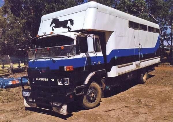 Mitsubishi 4-5 Horse Transport Truck for sale Vic