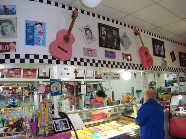 Business for sale NSW Ice Cream Parlour