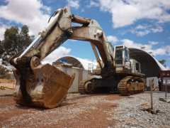 Liebherr Excavator R984B