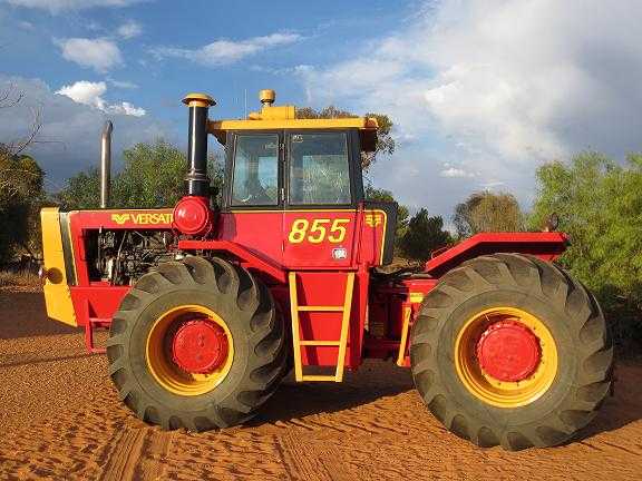 Tractor for sale VIC Versatile 855 Tractor
